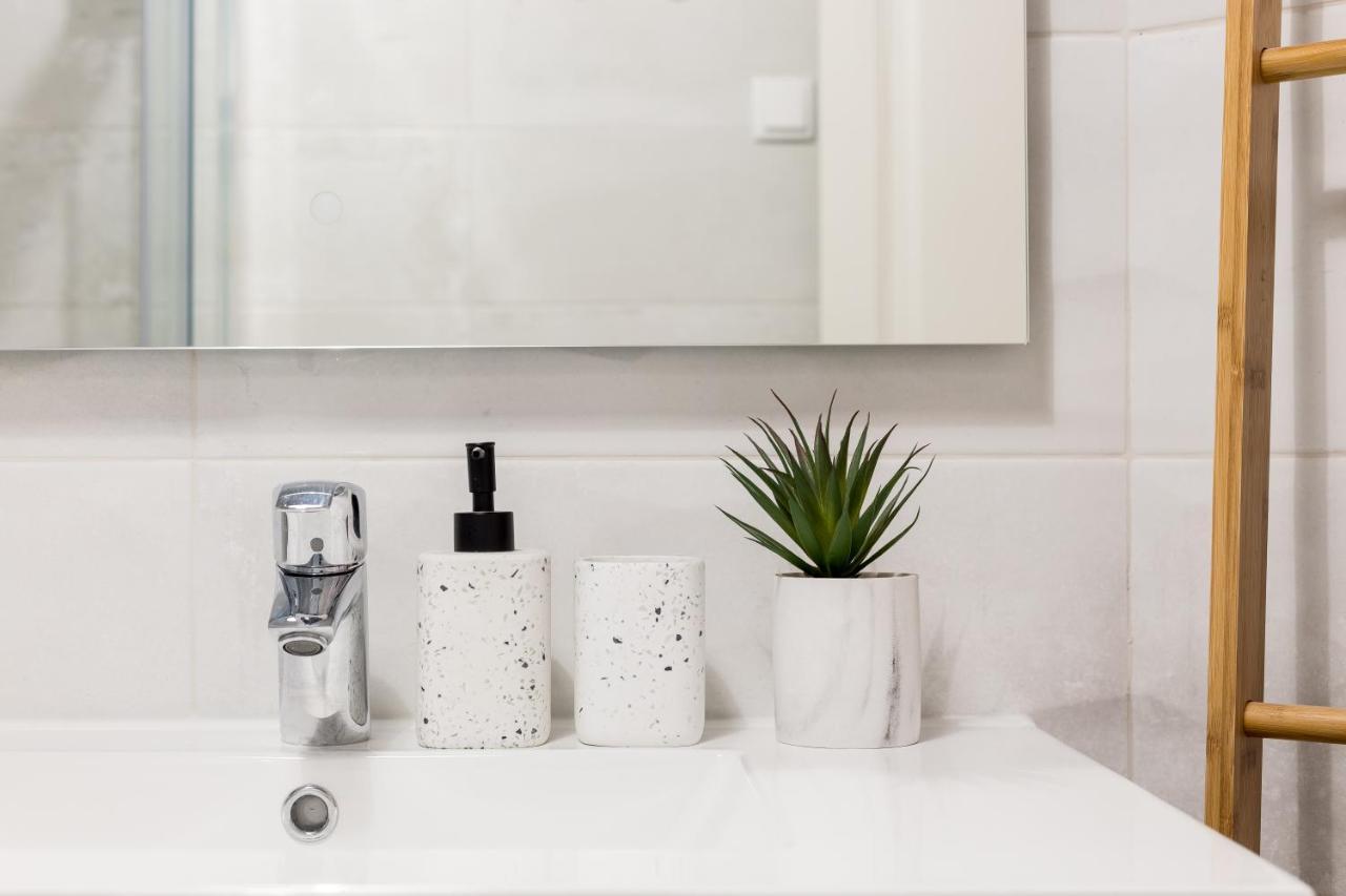 Feel In Stunning Renovated Nest In Graça Appartement Lisboa