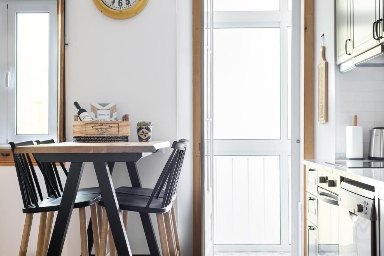 Appartement Feel In Stunning Renovated Nest In Graça